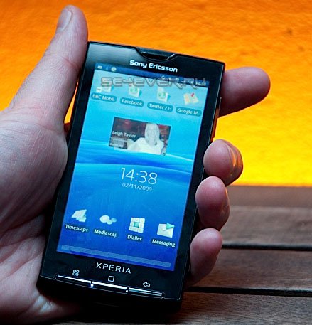 Sony Ericsson XPERIA X10:   .    