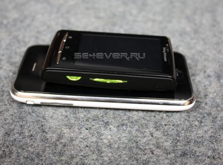 ""  Sony Ericsson Robyn    Apple iPhone